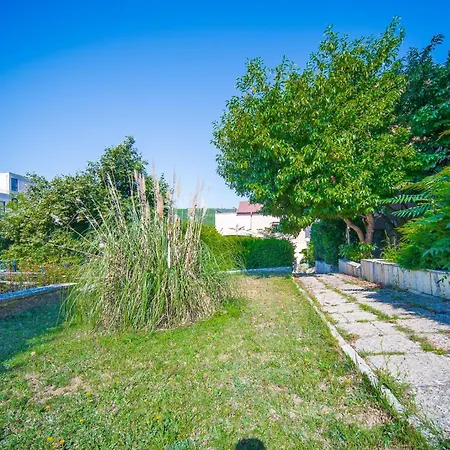 Sun And Sea Balchik, Free Parking *
