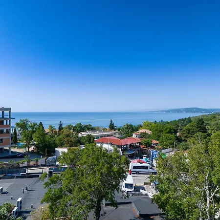 Sun And Sea Balchik, Free Parking *